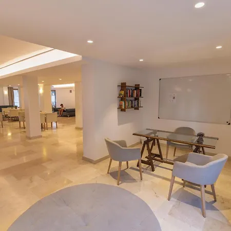 R2 Veronica 3* קאלה מילור