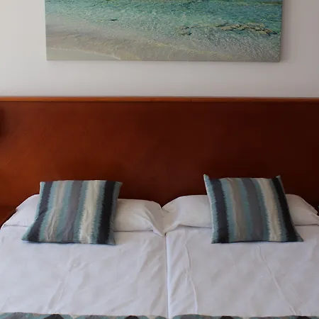 酒店 R2 Veronica 3*