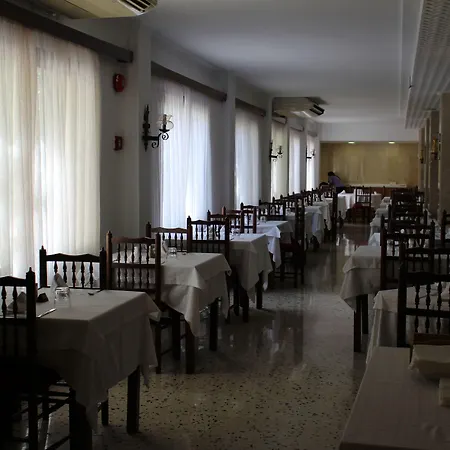 מלון R2 Veronica קאלה מילור