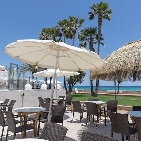 R2 Veronica 卡拉米洛