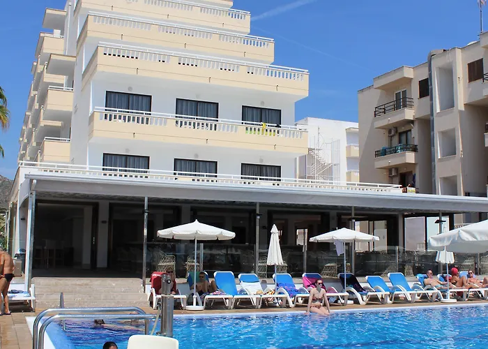 R2 Veronica Cala Millor (Mallorca)