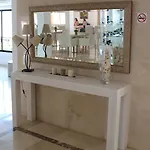 R2 Veronica Hotel 3*