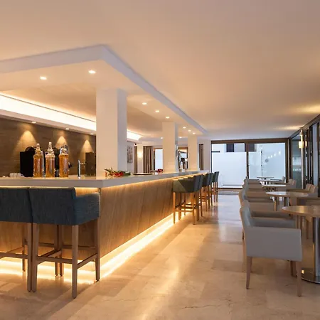 Szálloda R2 Veronica