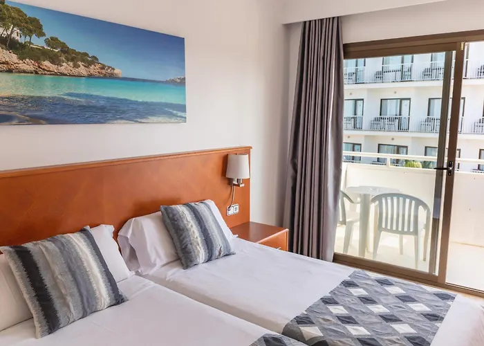 Hotel R2 Veronica 3*