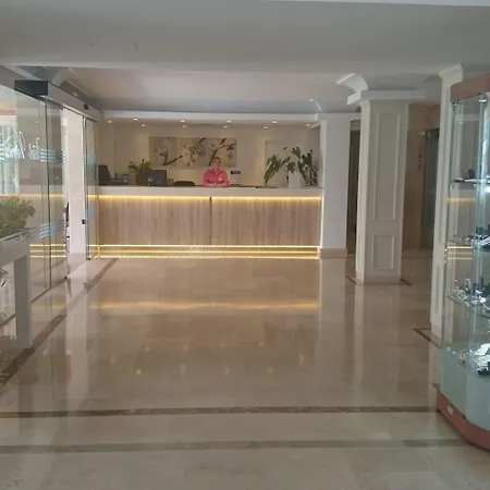 R2 Veronica Cala Millor (Mallorca)