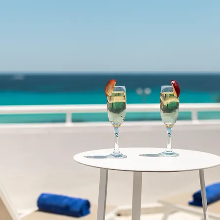 R2 Veronica Cala Millor (Mallorca)